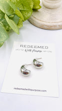 Load image into Gallery viewer, Rhodium Plated Dome Drop