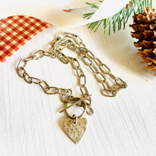 Load image into Gallery viewer, Kiungo Heart Necklace - Silver
