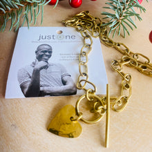 Load image into Gallery viewer, Kiungo Heart Necklace - Gold