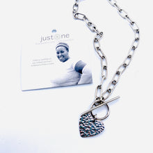 Load image into Gallery viewer, Kiungo Heart Necklace - Silver