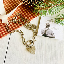 Load image into Gallery viewer, Kiungo Heart Necklace - Silver