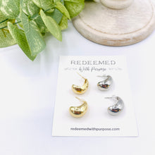 Load image into Gallery viewer, Rhodium Plated Dome Drop