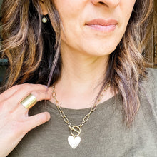 Load image into Gallery viewer, Kiungo Heart Necklace - Silver
