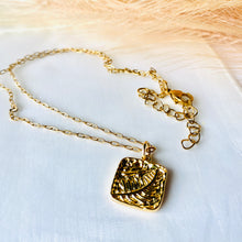 Load image into Gallery viewer, Leaf Pendant Stainless Steel Necklace