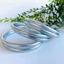 Load image into Gallery viewer, Silver Leaf Filled Thai Bangles image 8
