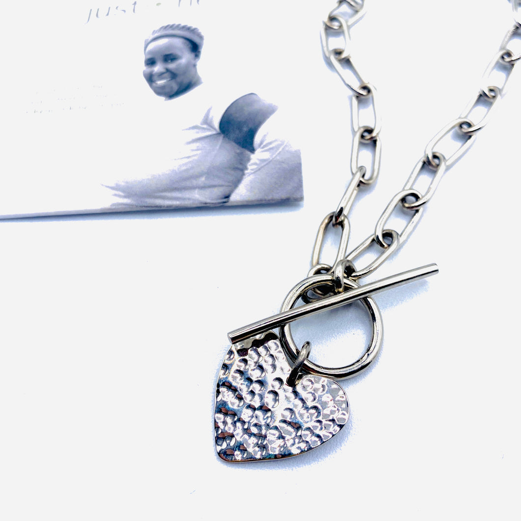 Kiungo Heart Necklace - Silver