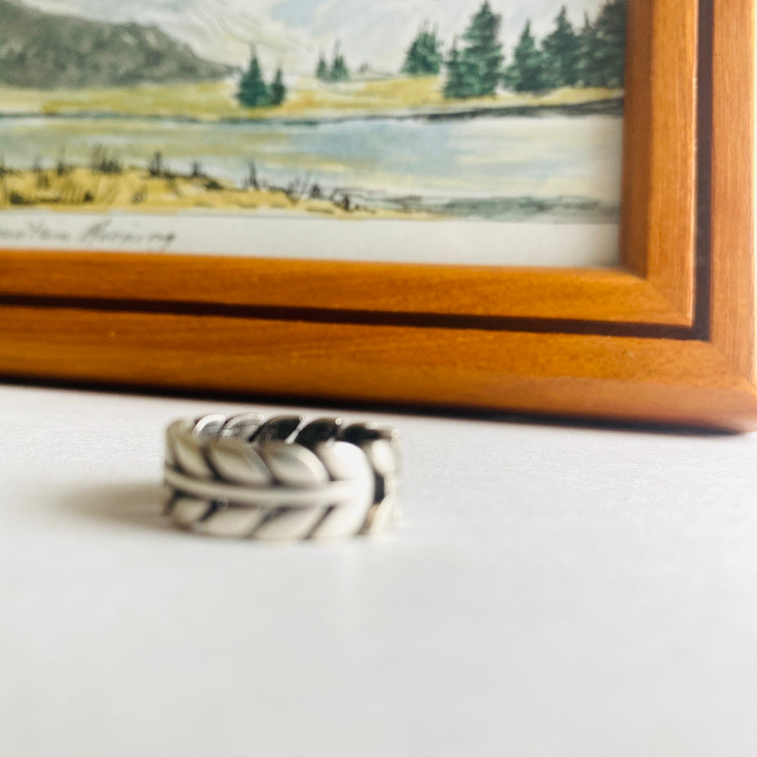 Antique Silver Leaf Ring