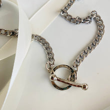Load image into Gallery viewer, Stainless Steel Belcher Necklace
