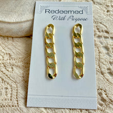Load image into Gallery viewer, Chain Link Earrings
