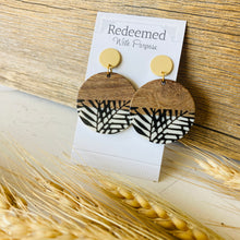 Load image into Gallery viewer, Palm Leaf Wood &amp; Acetate Earrings
