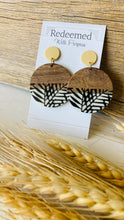 Load image into Gallery viewer, Palm Leaf Wood &amp; Acetate Earrings
