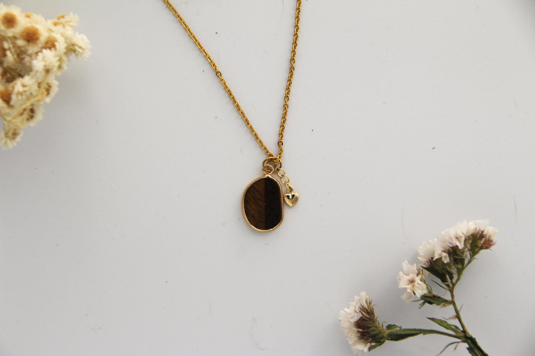 Grounded Pendent Necklace