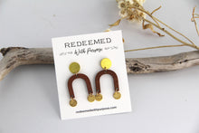Load image into Gallery viewer, Wood Arch Earring
