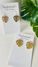 Load image into Gallery viewer, Light Leaf Earrings
