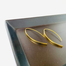 Load image into Gallery viewer, Dignity Earrings - 2 Colour Options

